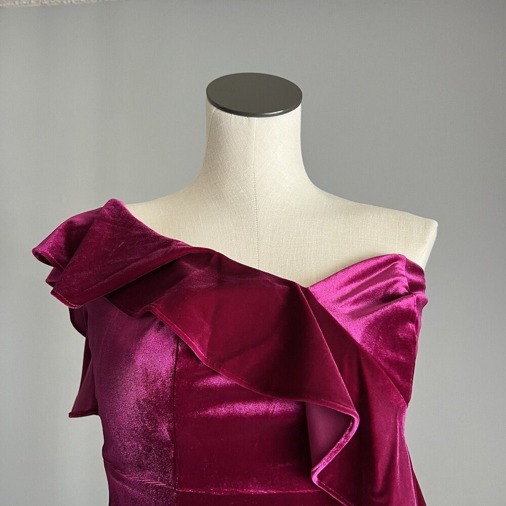 Aidan Mattox Womens Size 2 Dress Velvet Magenta Cocktail and Party Nwot